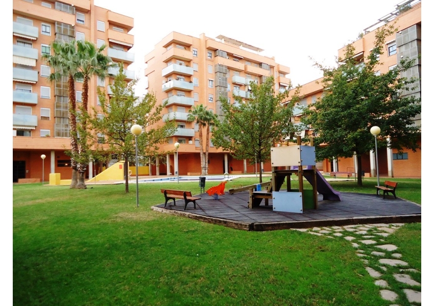 Apartament w Walencji z basenem